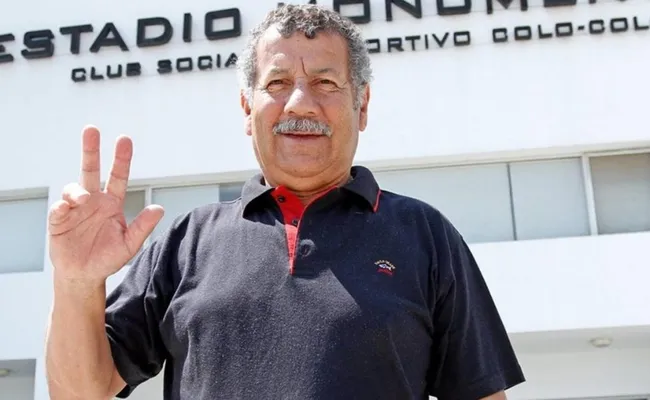 Yeyo Inostroza confía en Colo Colo ante Racing de Avellaneda.