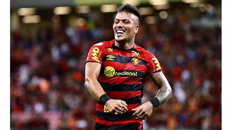 Parraguez hizo su estreno goleador en la Serie B de Brasil