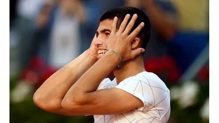 Carlos Alcaraz clasifica a la semifinal del Masters 1000 de Madrid