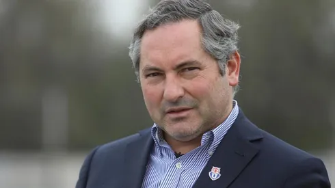 Clark sigue firme en la U por su conocimiento del club.