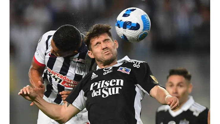 Colo Colo iguala 1-1 en su visita a Alianza Lima