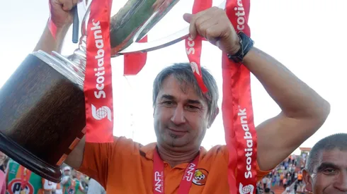 Rodrigo Ureña recomienda a Dalcio Giovagnoli para la banca de Universidad de Chile