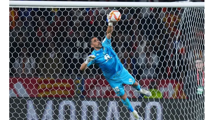 El Betis de Manuel Pellegrini y Claudio Bravo tiene la chance de acercarse al cuarto puesto que da un cupo a la Champions League 2022/2023