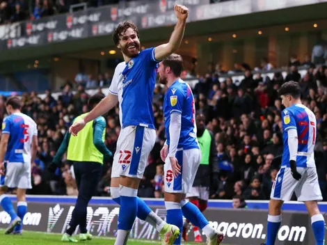 Brereton orgulloso del apoyo de chilenos en Blackburn y destaca banderas en el estadio