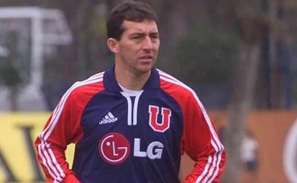 Cristián Mora confiesa que Lucas Assadi le tapó la boca.