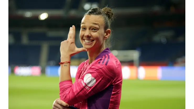 Lyon con Christiane Endler de titular clasifica a la final de la Champions League Femenina