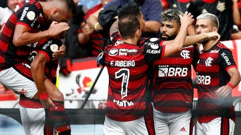 Flamengo definió su oncena estelar para el duelo con la UC