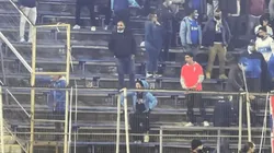 Una vergüenza: Hincha de la UC hace gestos racistas a fanáticos de Flamengo.