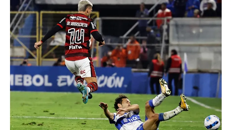 La UC y Flamengo se enfrentan por la Fecha 3 del Grupo H