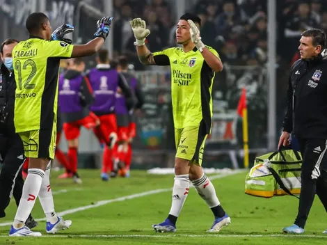 Claudio Bravo le presta el ropero completo a Omar Carabalí