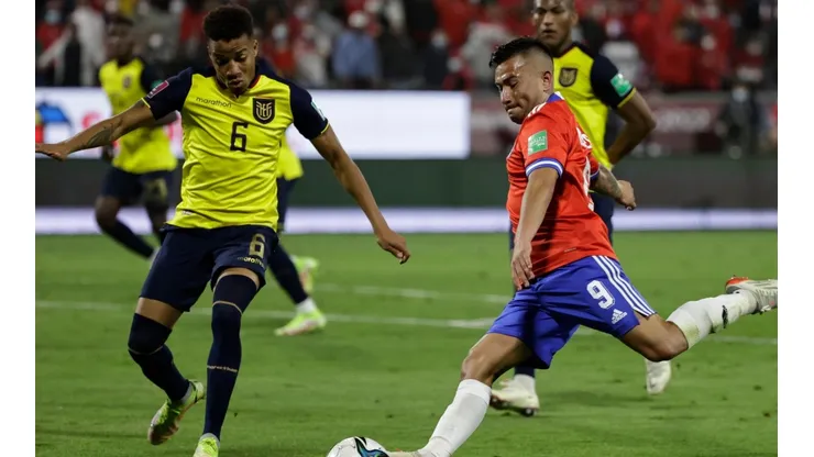 Byron Castillo enfrentó a Chile en ambos partidos de las Eliminatorias sudamericanas.