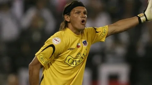 Terremoto Cejas recuerda su paso por los albos, el choque ante River y elogia a Gustavo Quinteros.