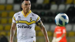 Esteban Paredes vuelve al Monumental, ahora para enfrentar a Colo Colo