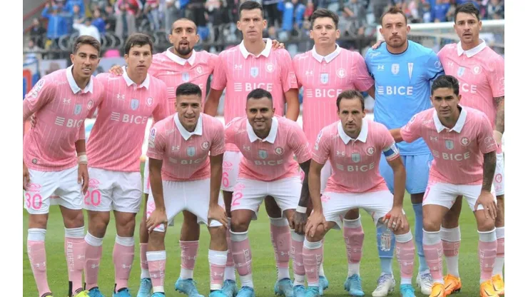 Católica tratará de dejar los tres puntos en casa ante Colo Colo.