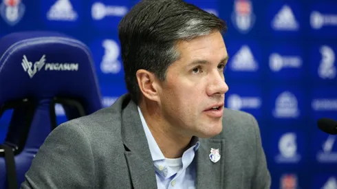 Michael Clark se refiere al nombramiento de Cecilia Pérez como nueva directora de Azul Azul