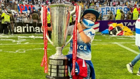 El actor-comediante nacionalizado chileno no olvida el aniversario de la UC.