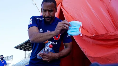 Se acaban las mascarillas en el fútbol chileno
