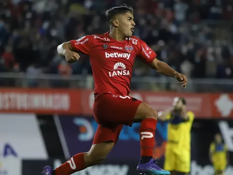 Ñublense queda a la caza de los punteros tras vencer a Everton