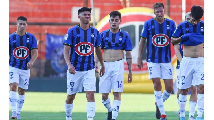 Huachipato anuncia acciones legales por vuelco en crisis de árbitros.