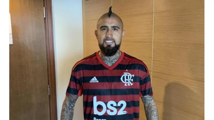 Arturo Vidal tiene decidido jugar en Flamengo