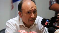 Valladares respalda a Quinteros con la inquietud del partido con UC.