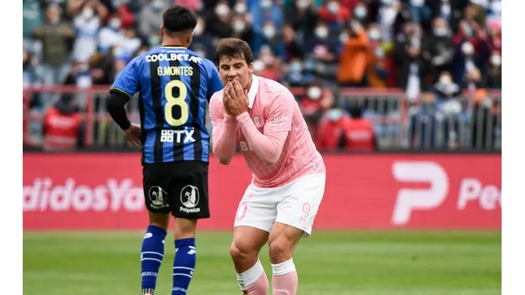 Insólito: Hinchas de Huachipato repudian condiciones del CAP de Talcahuano.
