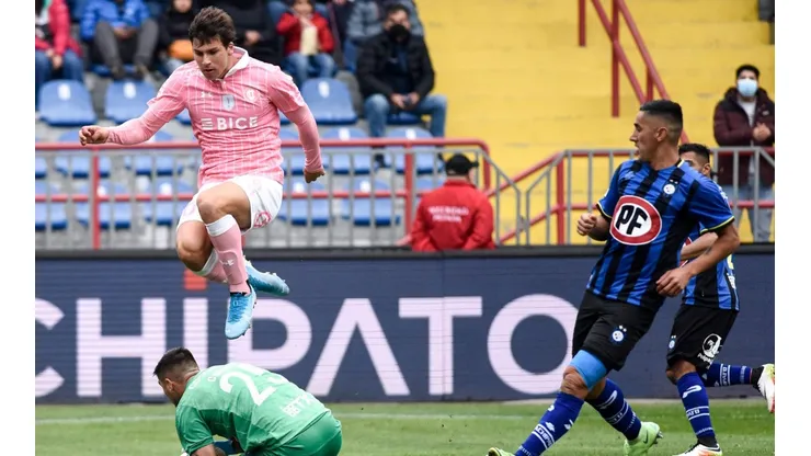 Universidad Católica visita a Huachipato en el estadio CAP