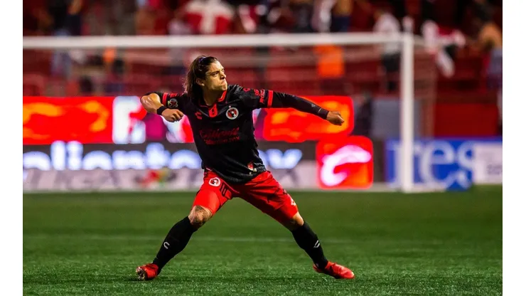 Montecinos viene de anotar en la derrota ante América de México.