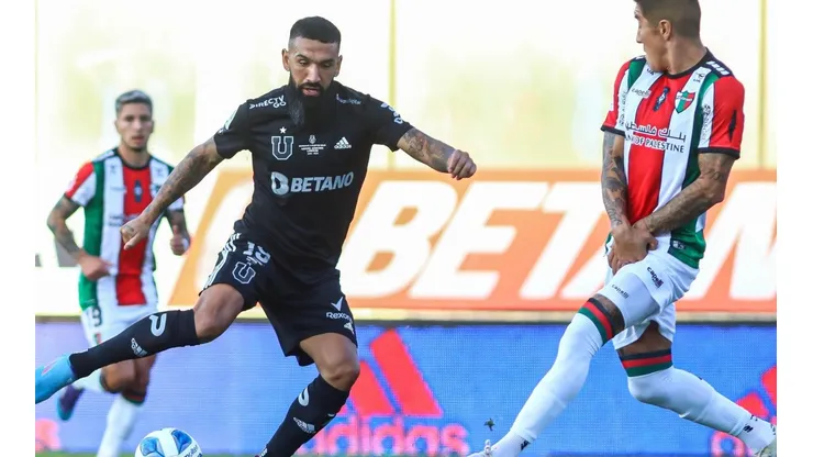 Ronnie Fernández sale al cruce de periodista que lo troleó en Twitter