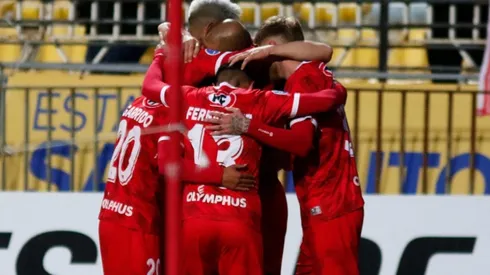 Los cementeros lograron un triunfo valioso y son líderes