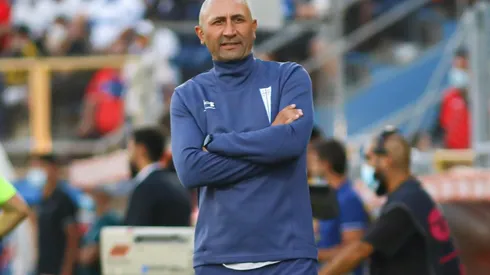 Revelan los problemas que tiene Paulucci en Universidad Católica.