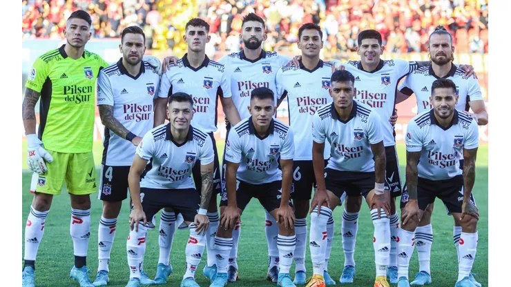 Colo Colo sorprende con Zaldivia del arranque en su formación.