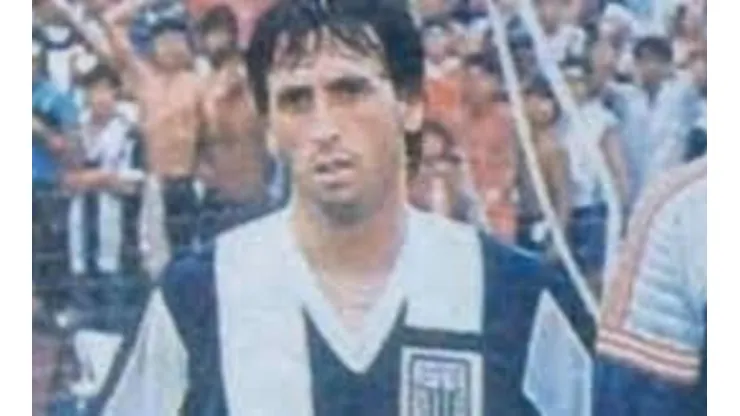 Pinto reforzó a Alianza Lima en 1988 tras el trágico accidente aéreo de 1987.