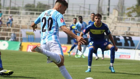 El conjunto Carabelero no tuvo piedad ante los Huaicocheros