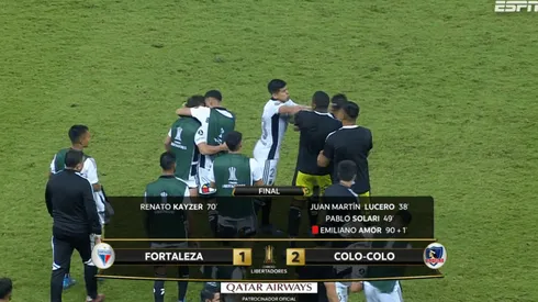 Esteban Pavez y Carlo Villanueva terminaron el partido con una fuerte discusión