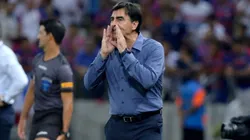 Gustavo Quinteros se mostró contento por el triunfo del Cacique en Brasil