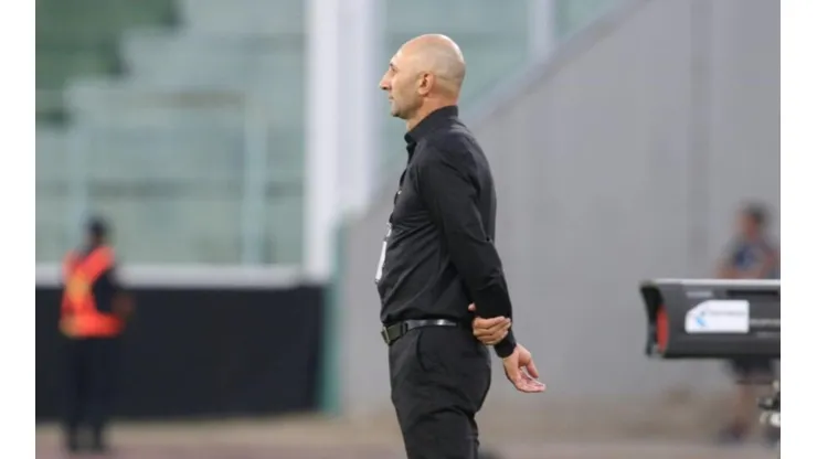 El técnico tuvo palabras tras la derrota cruzada en Argentina