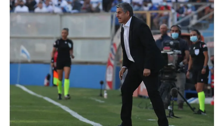 Escobar se la juega por Osorio.