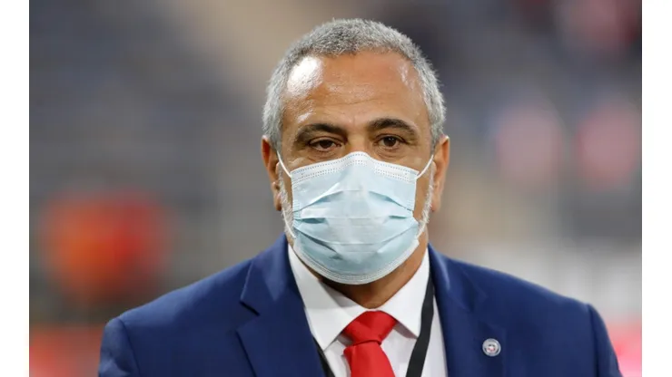 Milad comienza a ver nombres para tomar el mando de la Roja.
