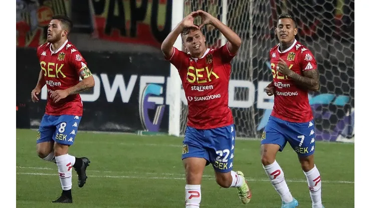Unión Española derrota a Audax y se queda con el clásico de colonias.