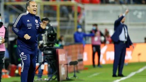 Martín Lasarte asume la responsabilidad de la no clasificación de La Roja a la Copa del Mundo de Qatar