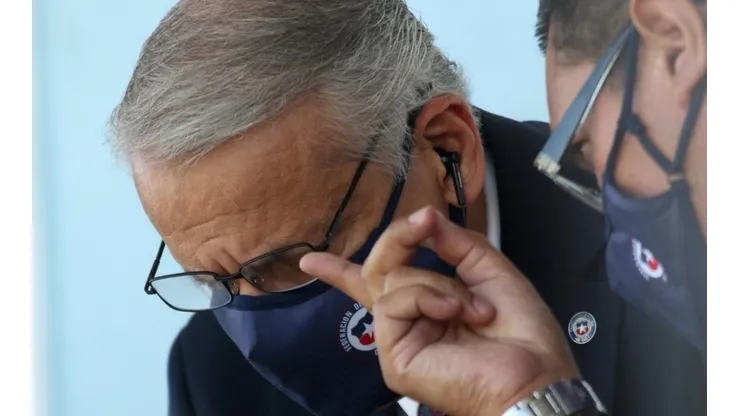 Javier Castrilli despide a 11 árbitros