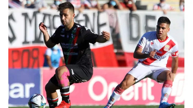 Curicó recibe a Palestino en La Granja.