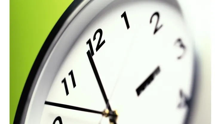 Este fin de semana se cambia el horario en Chile