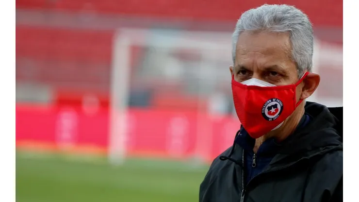 Reinaldo Rueda fue apuntado como Pablo Milad asegurando que tenía trizado el camarín de Chile