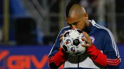Vidal y La Roja van por un milagro esta noche ante Uruguay.