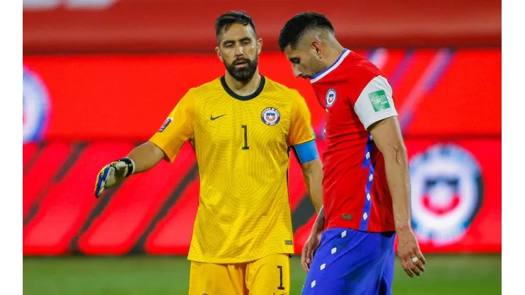 Maripán coloca preocupación en La Roja para enfrentar a Uruguay.