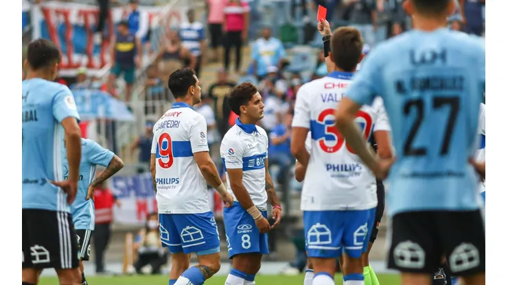 Saavedra será baja en la UC para el Clásico Universitario.