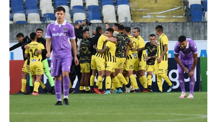 Fernández Vial avanza de fase y se queda con el clásico frente a D. Concepción.