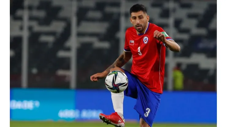 Maripán quedó descartado para el crucial encuentro de Chile ante Brasil